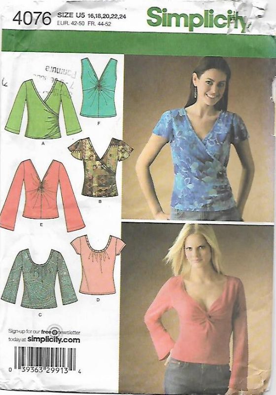 Picture of C227 SIMPLICITY 4076: TOPS SIZE 16-24